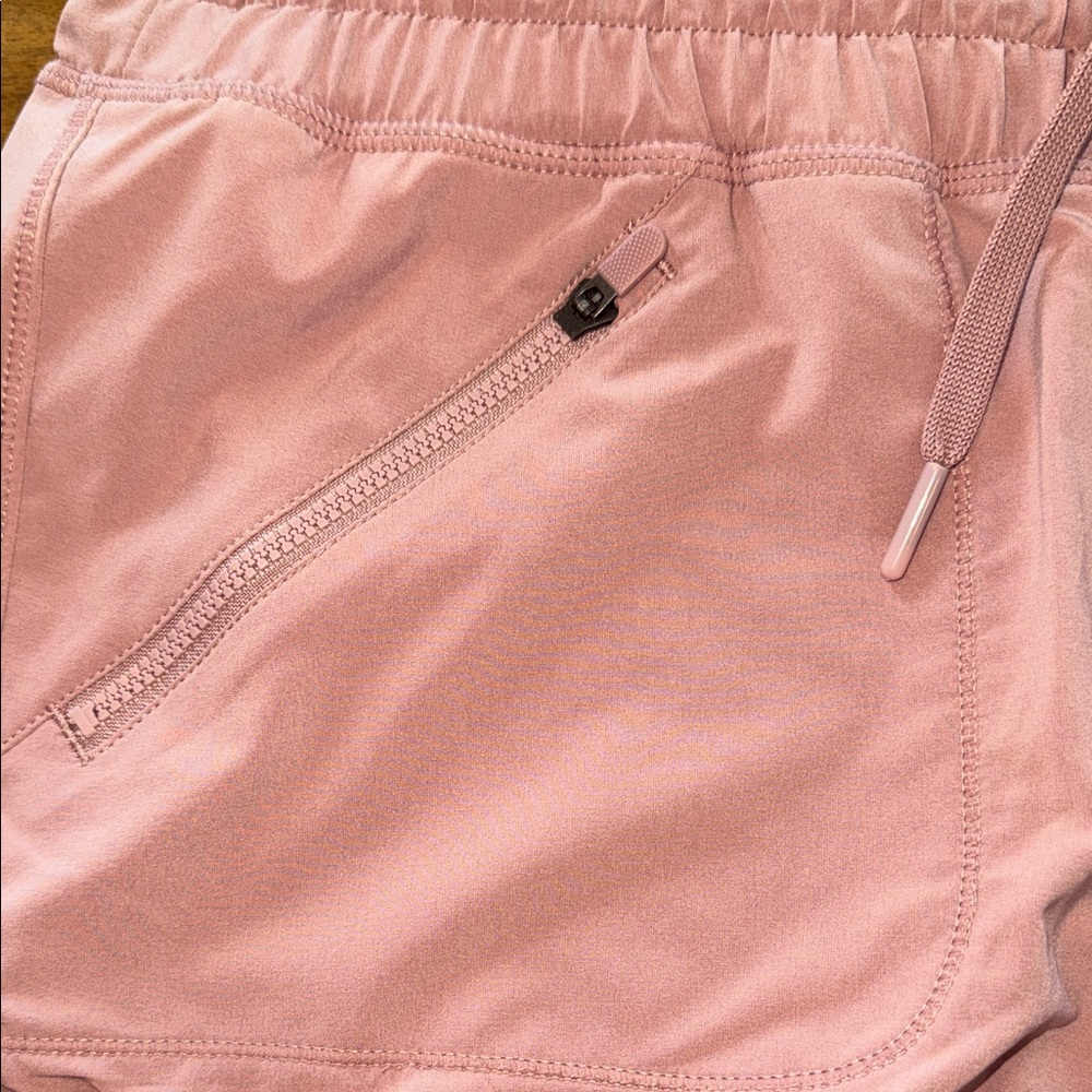 Zella Light Pink Elastic Waist Athletic Shorts with Zip Pockets - Picture 3 of 6